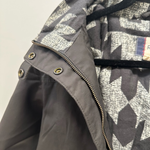 Roxy jacket - Picture 6 of 14